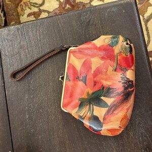 Patricia Nash floral Leather Clutch with Clasp